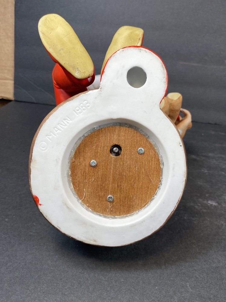 1983 MANN Santa Clause Figurine