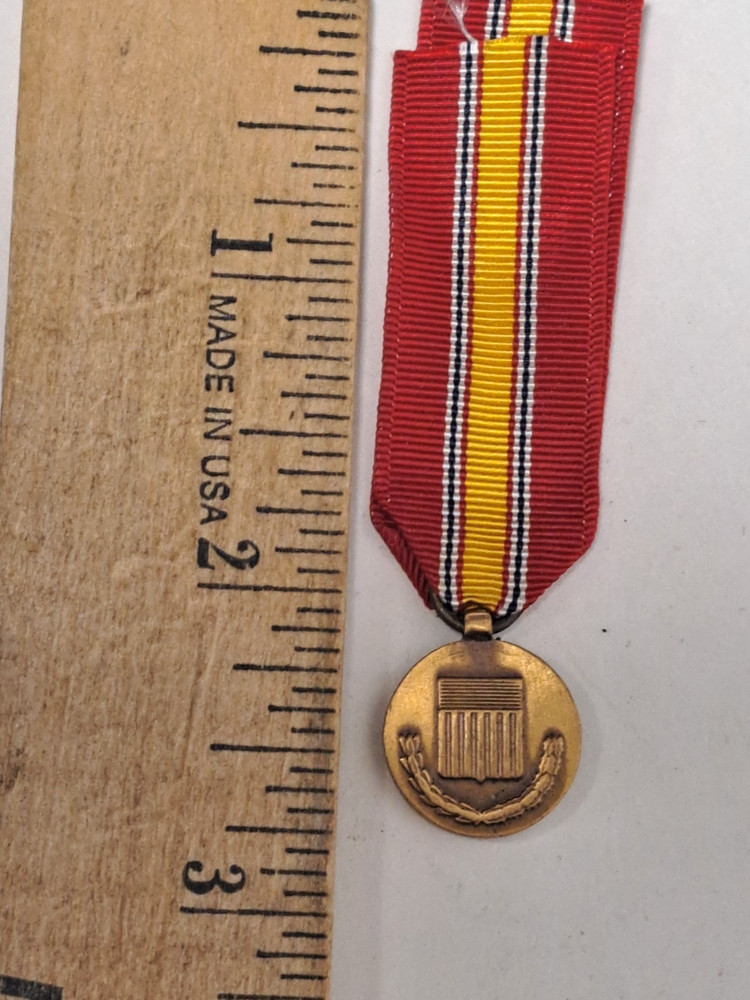 Vintage Small National Defence Medal
