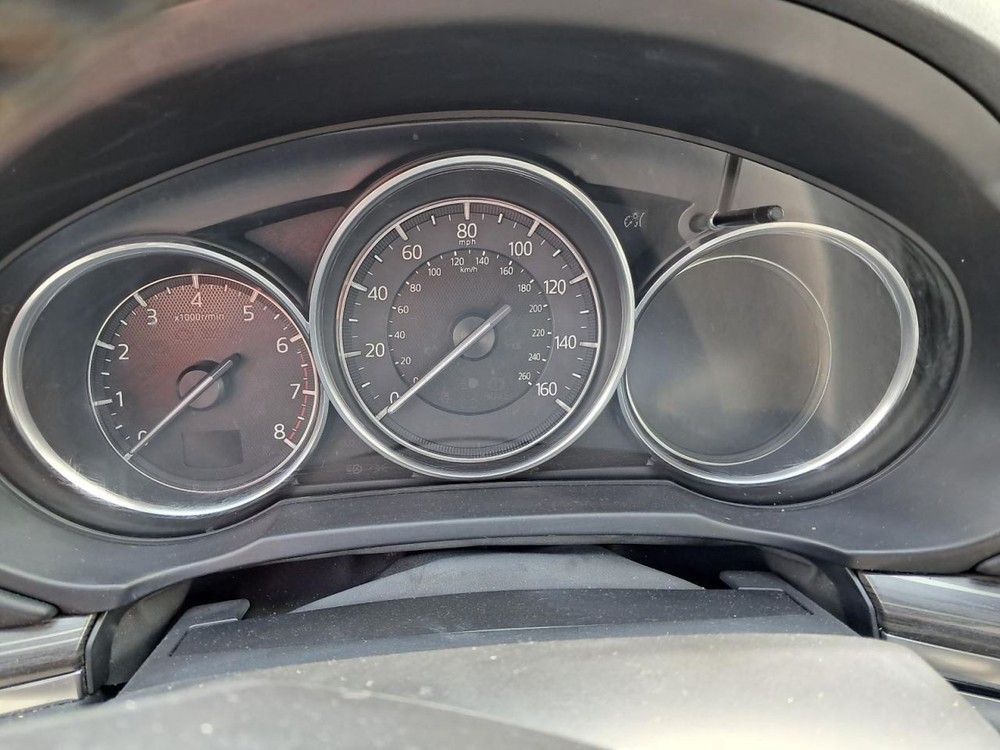 CX-5 2017 Glove Box 4796316