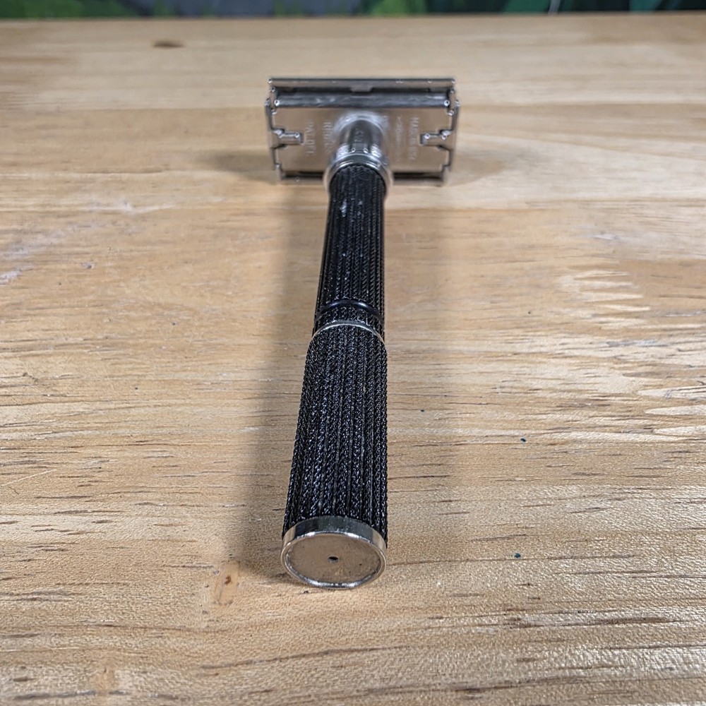 Vintage Gillette Adjustable Black Handle Safety Razor, Code O-2