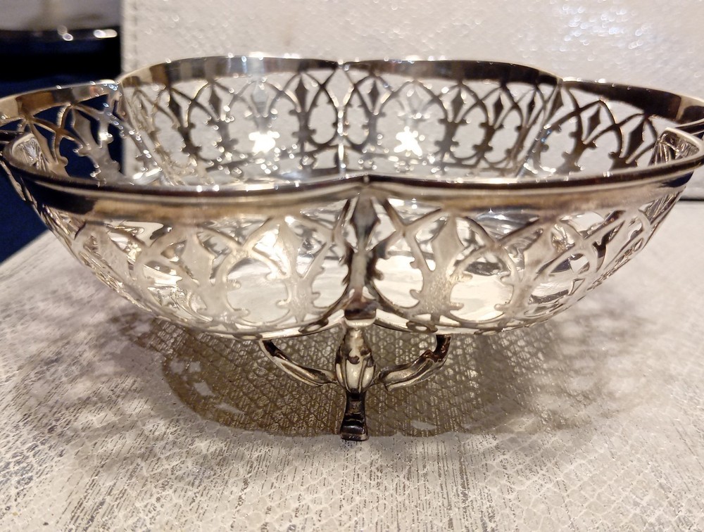Solid Silver Victorian Basket.