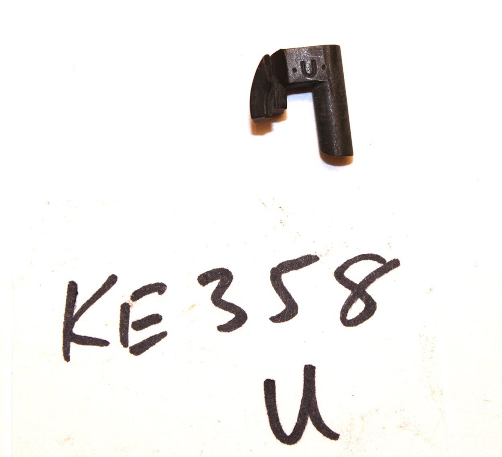 M1 Carbine Extractor, Original USGI " U." - #KE358