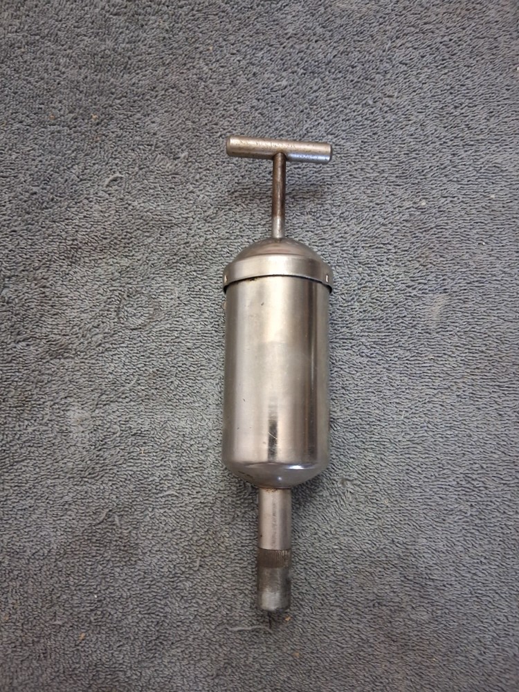 k-p manufacturing mini grease gun