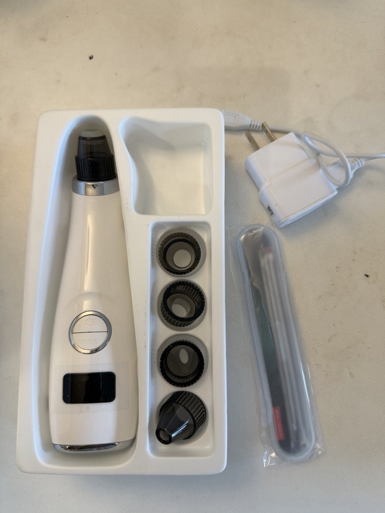 Rechargeable Diamond Microdermabrasion Tool White/Black USB Multiple Heads