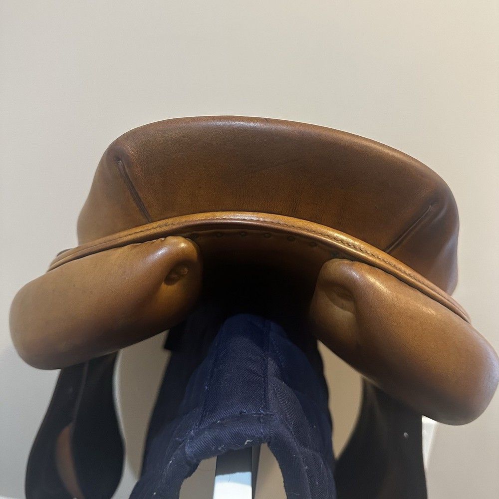 2014 Bruno Delgrange 17” seat, 4A3M, Partition Saddle, Medium Tree