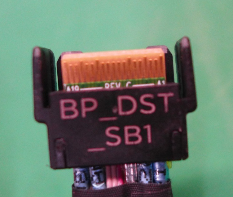 GENUINE PowerEdge R660xs fPERC Data Cable Assembly R2PRJ