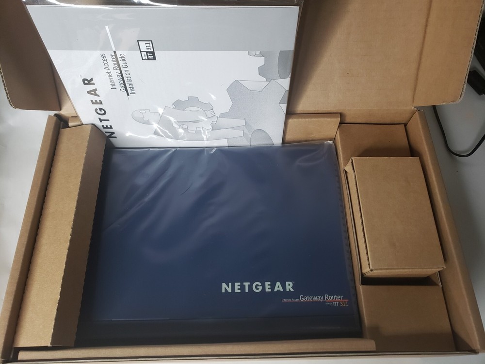 Netgear RT311 Internet Gateway Router