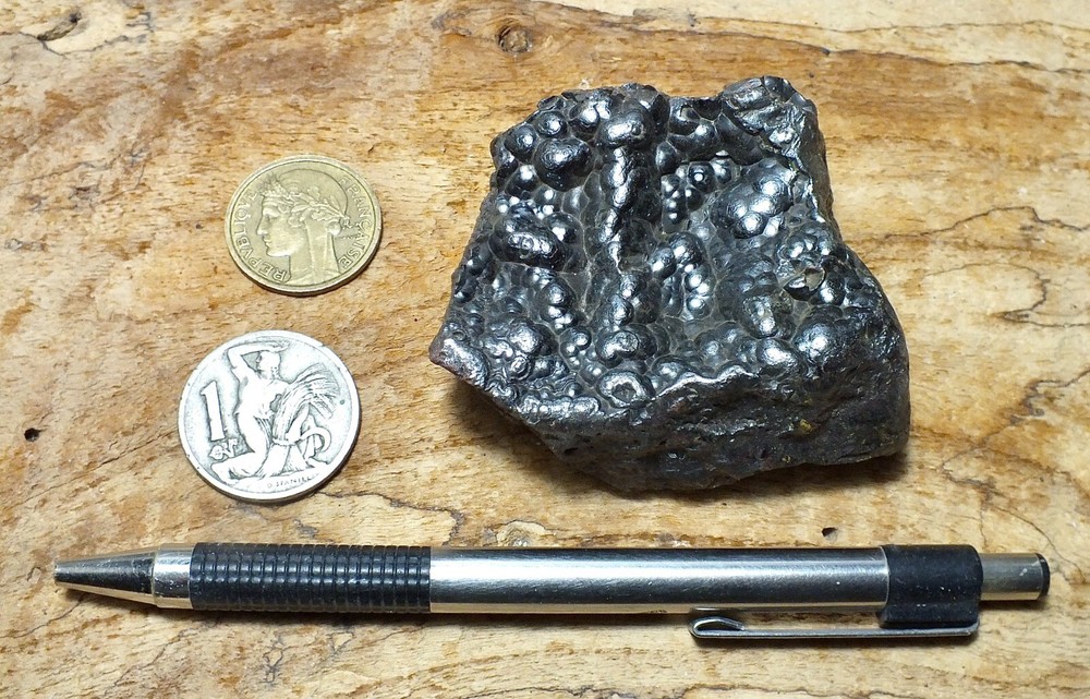 hematite - botryoidal hematite from Morocco - teaching hand specimen