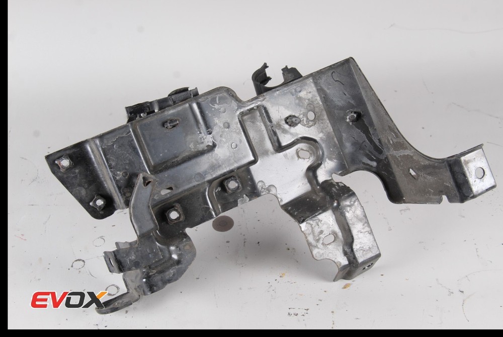 08-15 MITSUBISHI LANCER EVOLUTION EVO X POSITIVE BATTERY TERMINAL BRACKET
