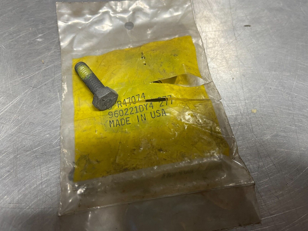 R47074 OEM John Deere Cap Screw