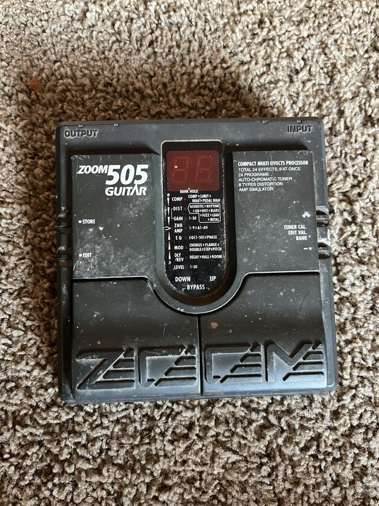 Zoom 505 Guitar Multi-Effects Processor