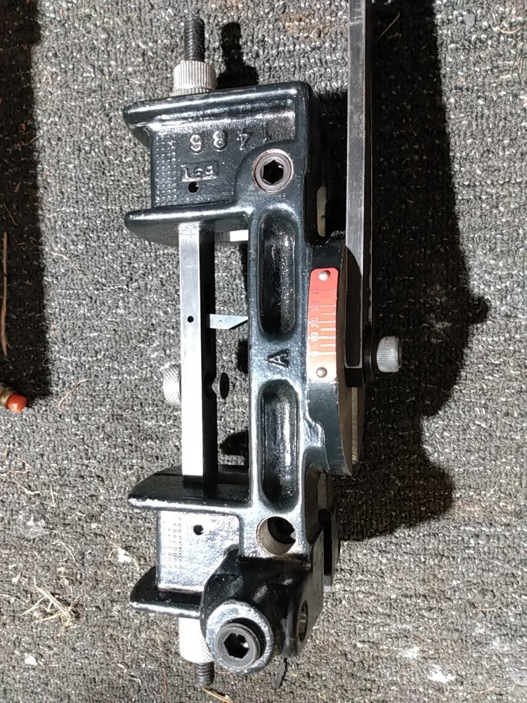 DUMORE 10-251 With Chainsaw Sharpening Jig.