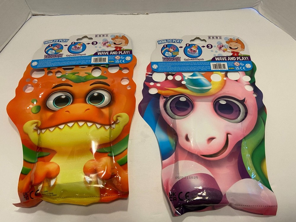 2 Glove-A-Bubbles NEW ~ Wave & Play, Bubble Solution Included & Bubble Pouch