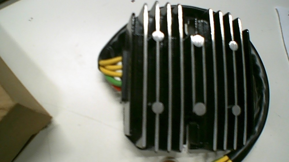 MOOSE RECTIFIER / REGULATOR - AC 400 454 500