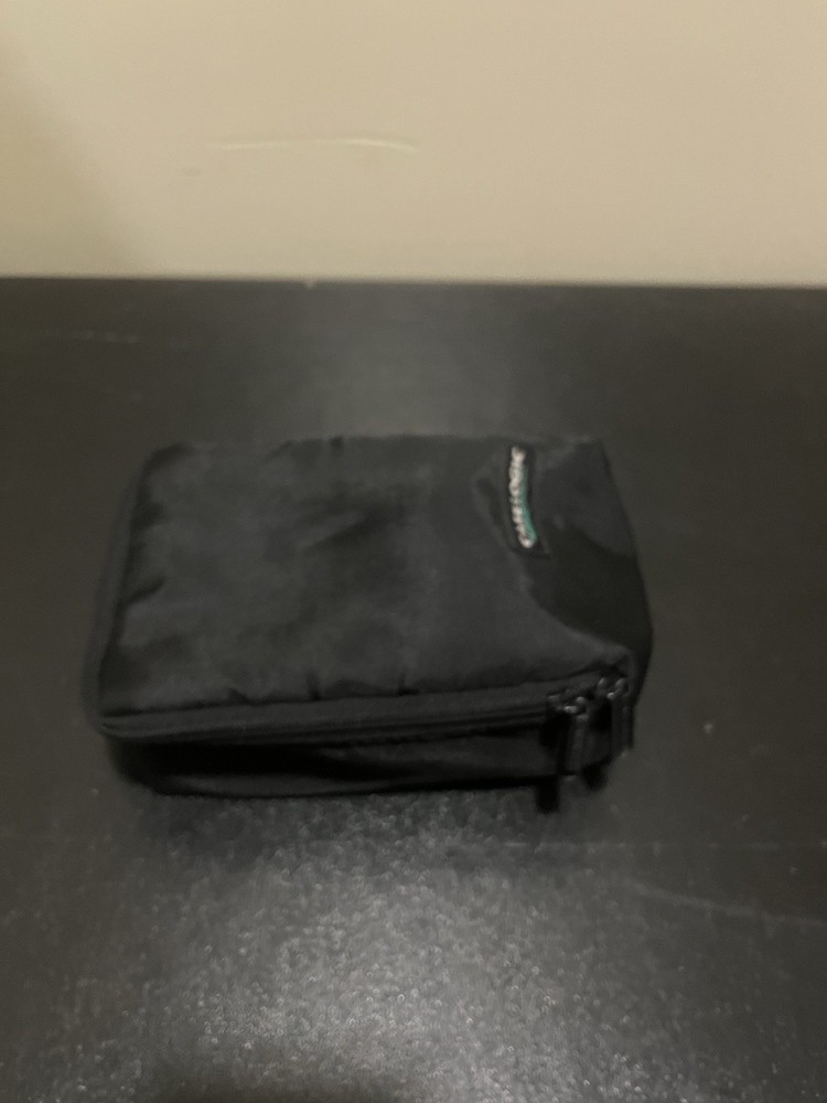 Case Logic Soft Cassette Holder With Zipper