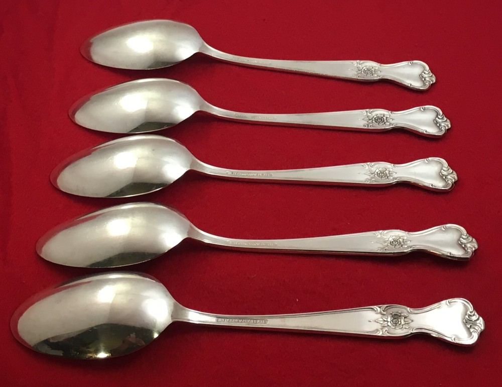 International SIGNATURE 1950 Mono D Silverplate 5-Solid Serving Spoons