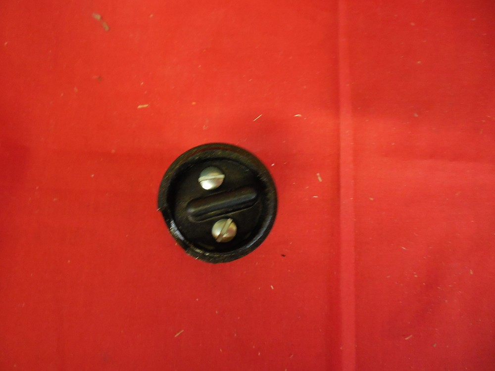 REES 01953-002 CONTROL PUSHBUTTON *NIB* (3B3)