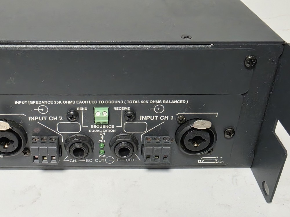 Bose Model M2150 Commercial Power Amplifier Original Box Powers On (Untested)