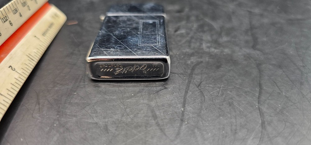 Zippo Lighter Chrome with Pin Stripping - READ
