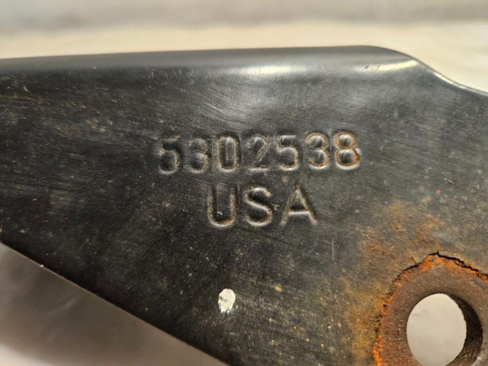 CUMMINS 6.7 ISB Diesel Engine NOX SENSOR BRACKET 5302538 OEM
