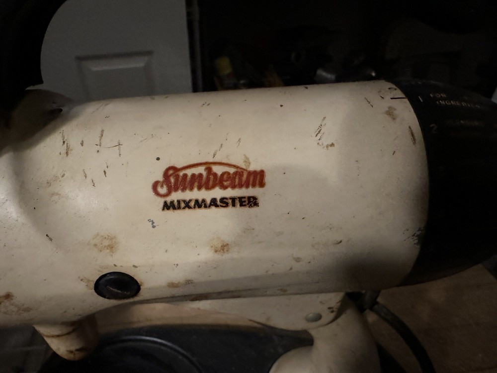 VINTAGE SUNBEAM MIXER, UNTESTED