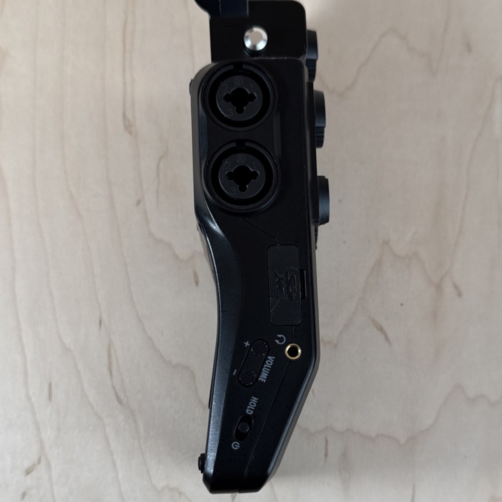 Zoom H6 Handheld Digital Recorder XLR In USB Interface Battery-Powered