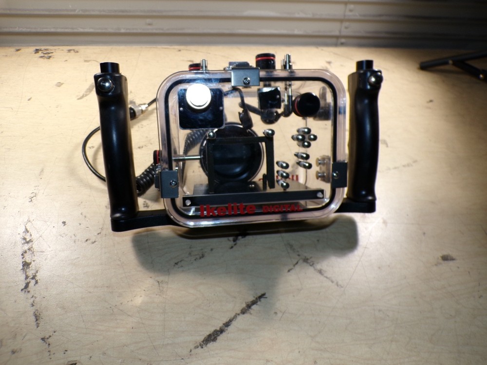 IKELITE UNDERWATER HOUSING DIGITAL