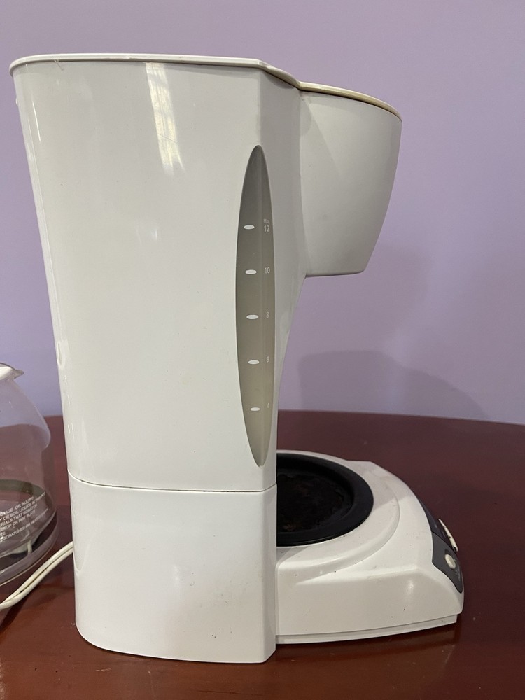 mr. coffee 12-cup programmable coffee maker, White