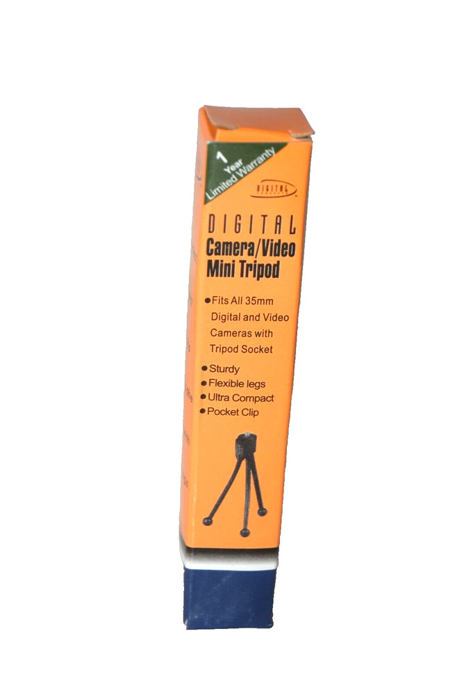 Digital Conceptions Mini Tripod & Cleaning Kit