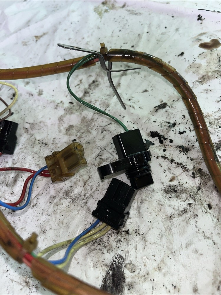 2000-2005 Mitsubishi Eclipse GTS auto transmission sensor internal harness X4