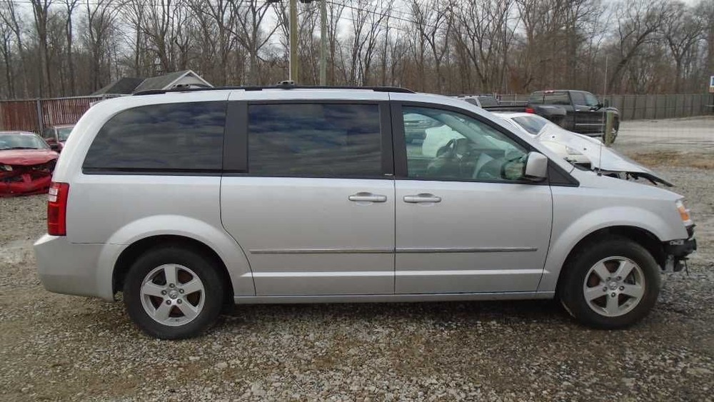 2010 CARAVAN USERS GUIDE 573072