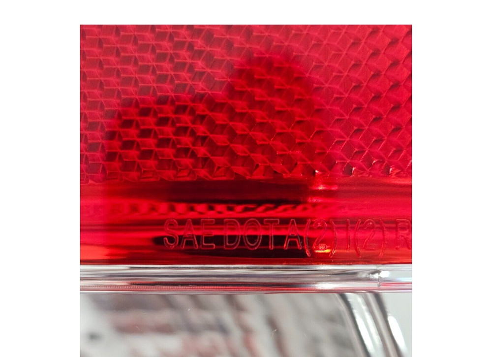 For 2007-2013 GMC Sierra 1500 2500HD Driver Side Tail Light Assembly LH