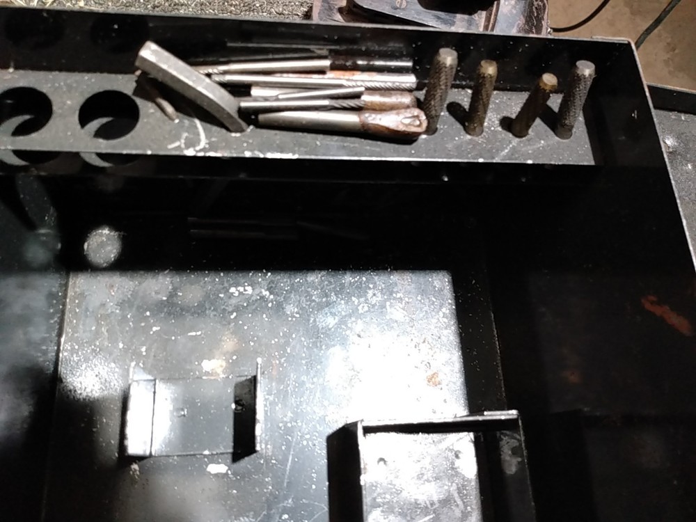 DUMORE 10-251 With Chainsaw Sharpening Jig.