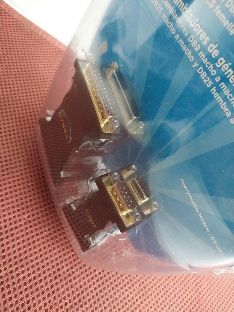Dynex electronic plug adapter Changer Kit Mod. DX-GCK