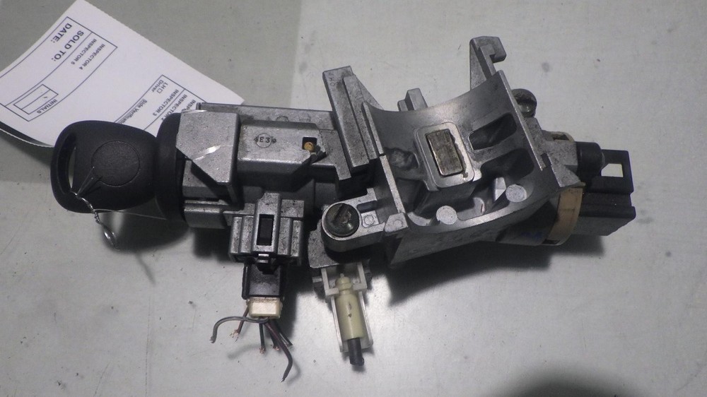 05 MAZDA 6 Ignition W/Key