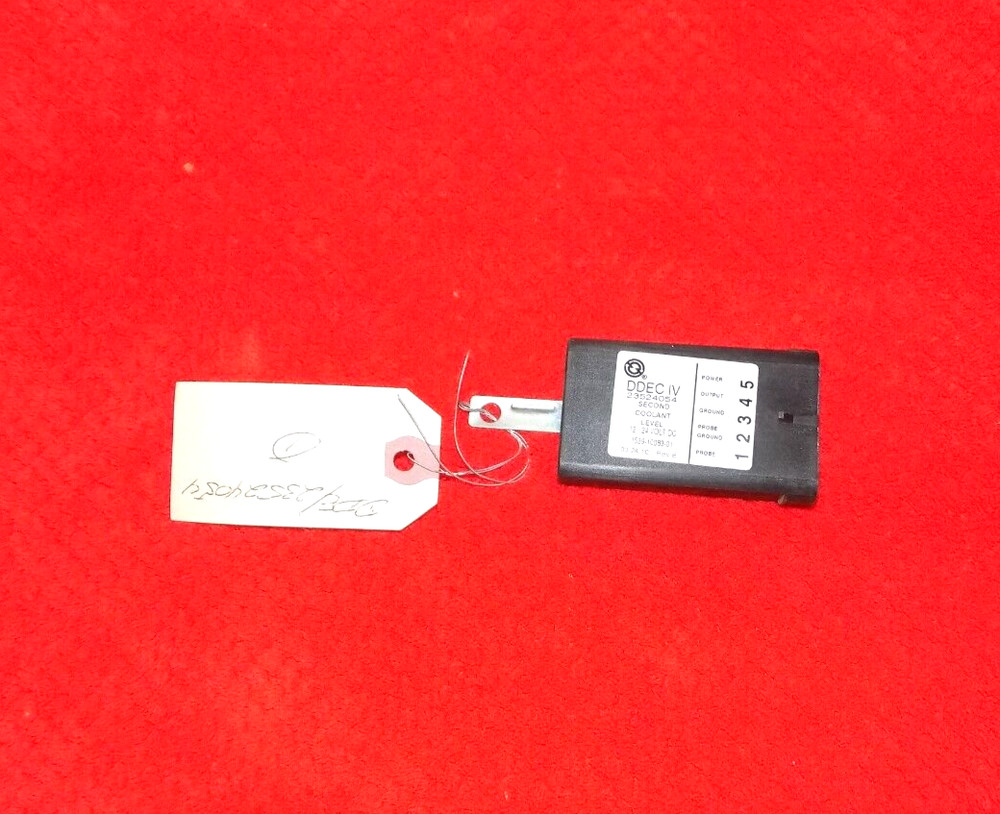 GENUINE DDE 23524054 Coolant Level Module for Freightliner