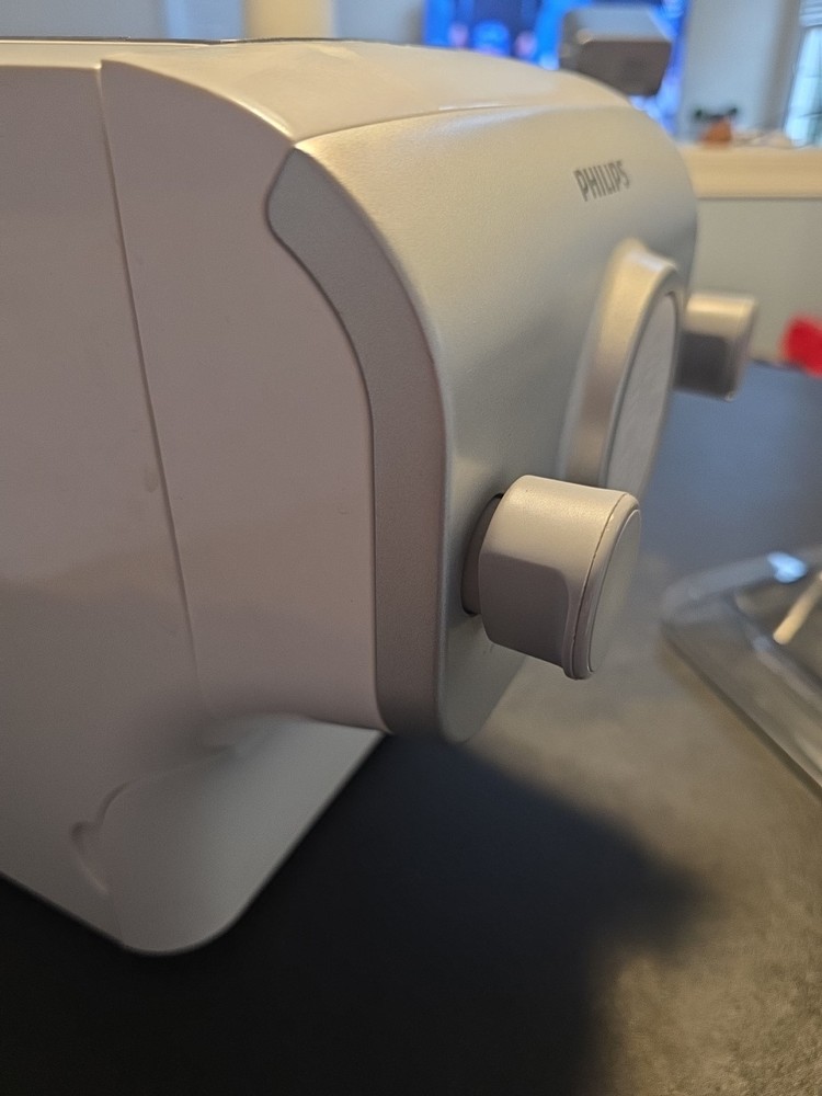 Philips HR2375/06 Pasta Maker White No Attachments Tested Working EUC