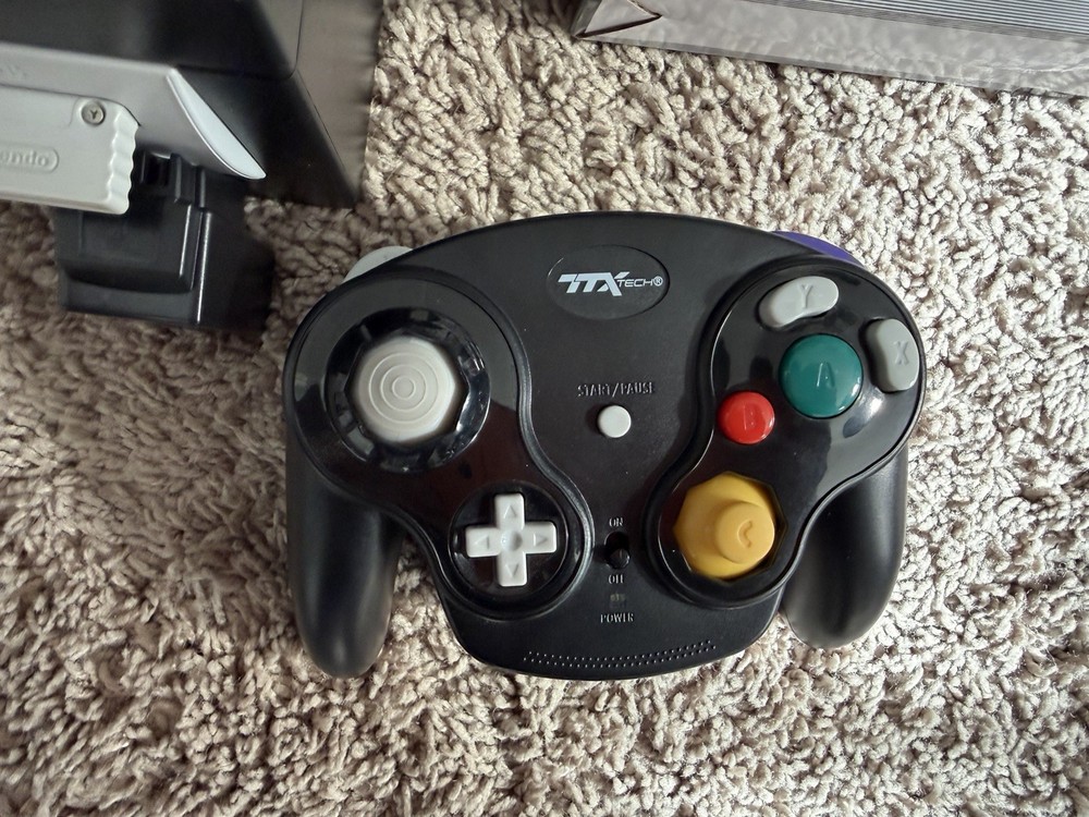 Nintendo GameCube Black Console DOL-001 / 1 Controller & Cords Bundle Tested