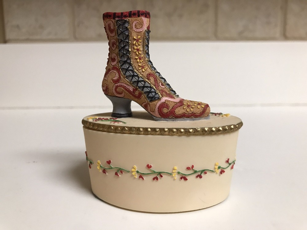 Willow Hall Ingrid Trinket Box
