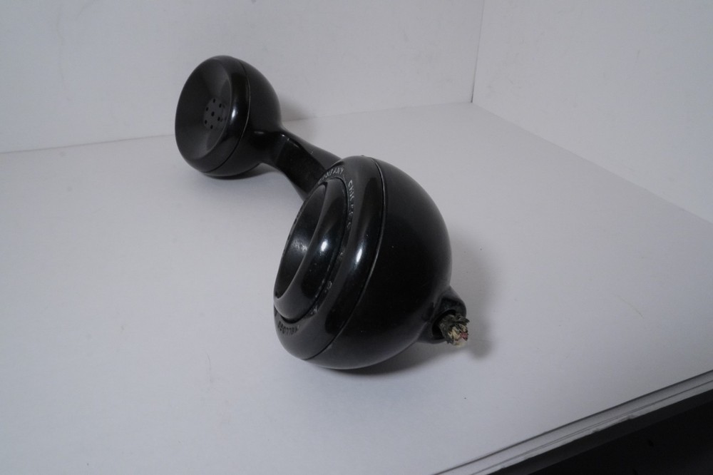 1 Marked KELLOGG BAKELITE HANDSET Cleaned W/ Elements But Sold AS IS & Untested