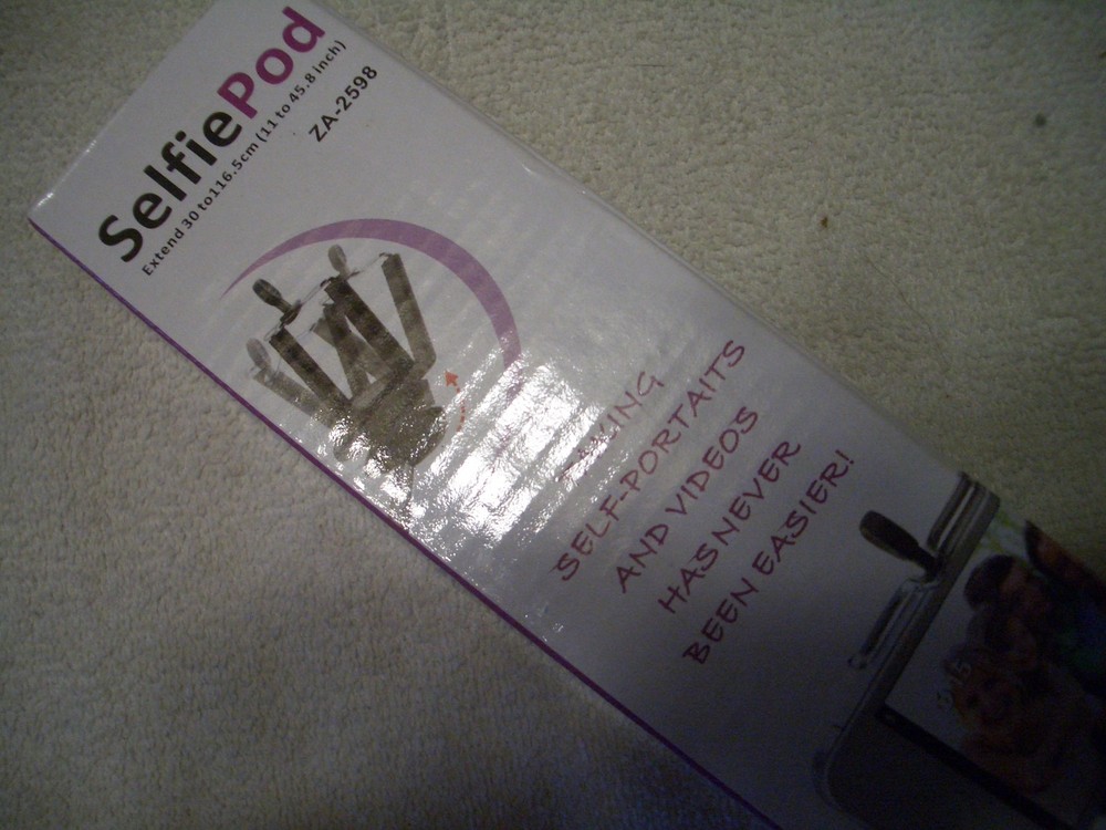 WOW!!! SAHARA TECH SELFIE POD ZA-2598, MINT IN BOX!!!