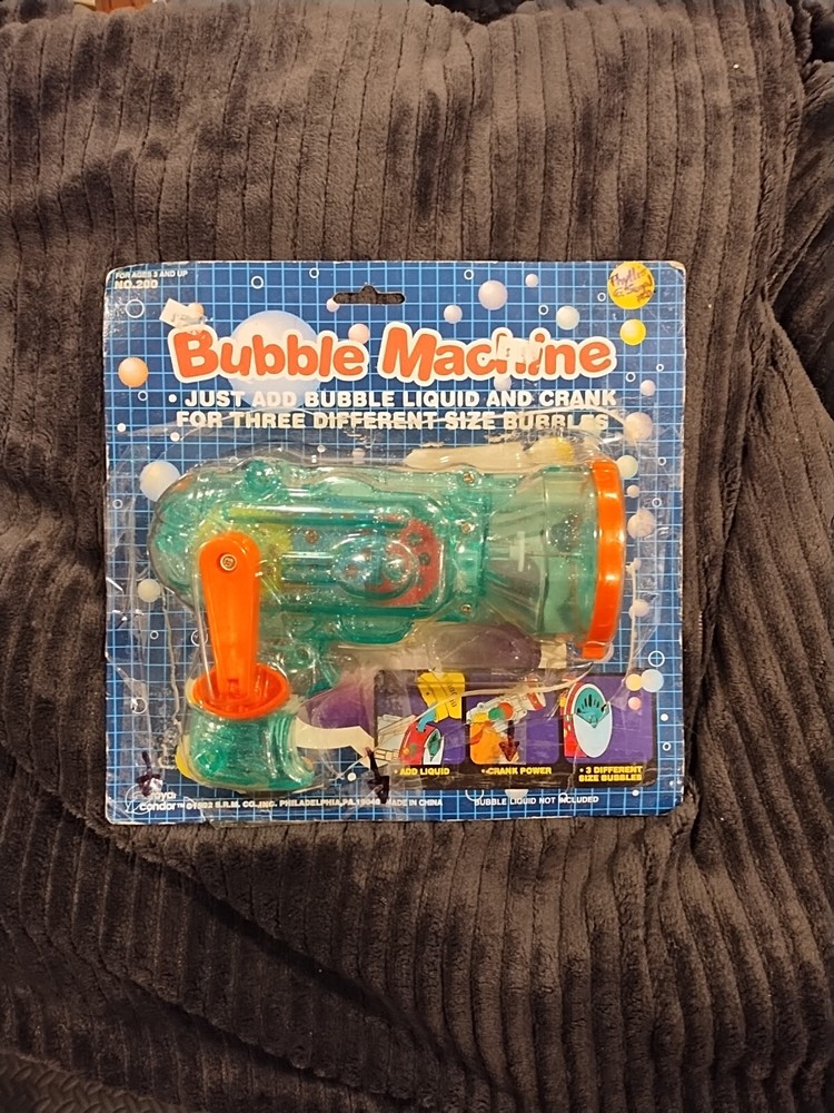 Bubble Machine Vintage 1992  Different Size Bubbles (3) Opened Package
