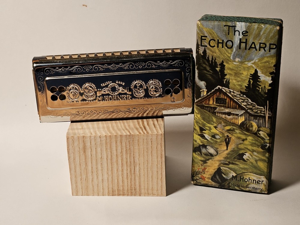 HOHNER ECHO HARMONICA Germany Case Vintage