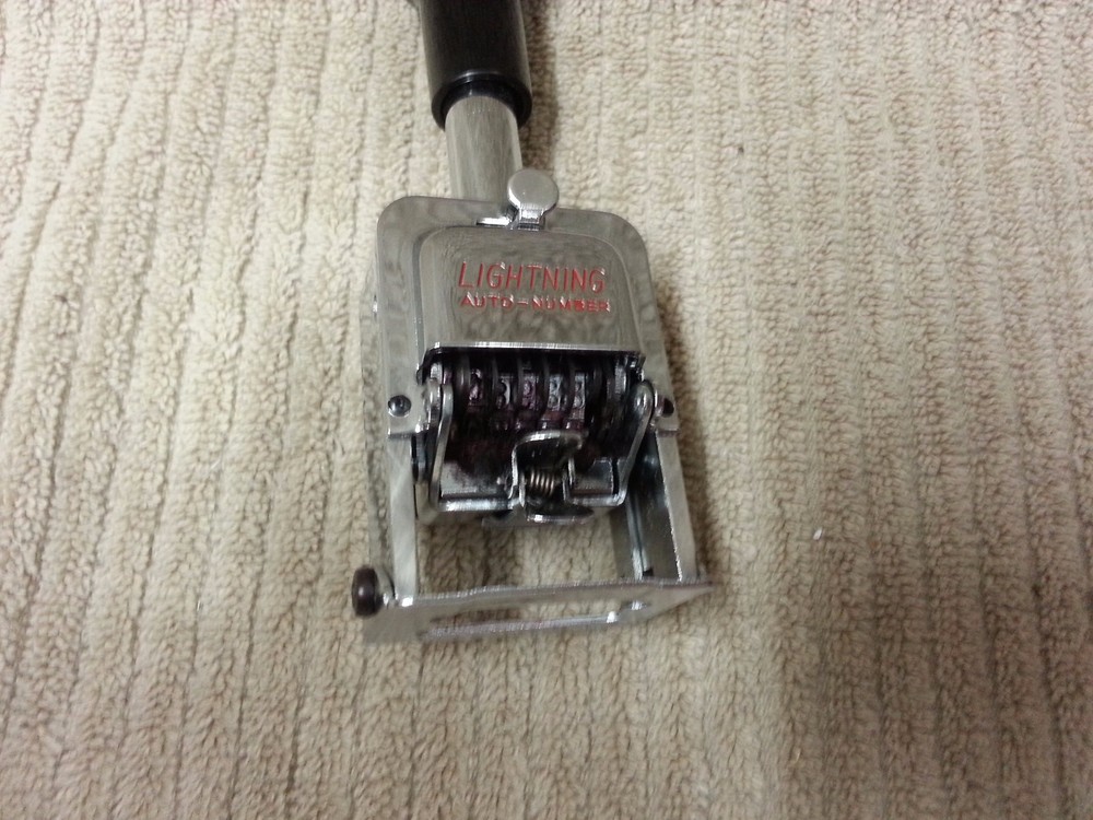 LIGHTENING AUTO NUMBERING MACHINE IN BOX TYPE BB Free Shipping!!
