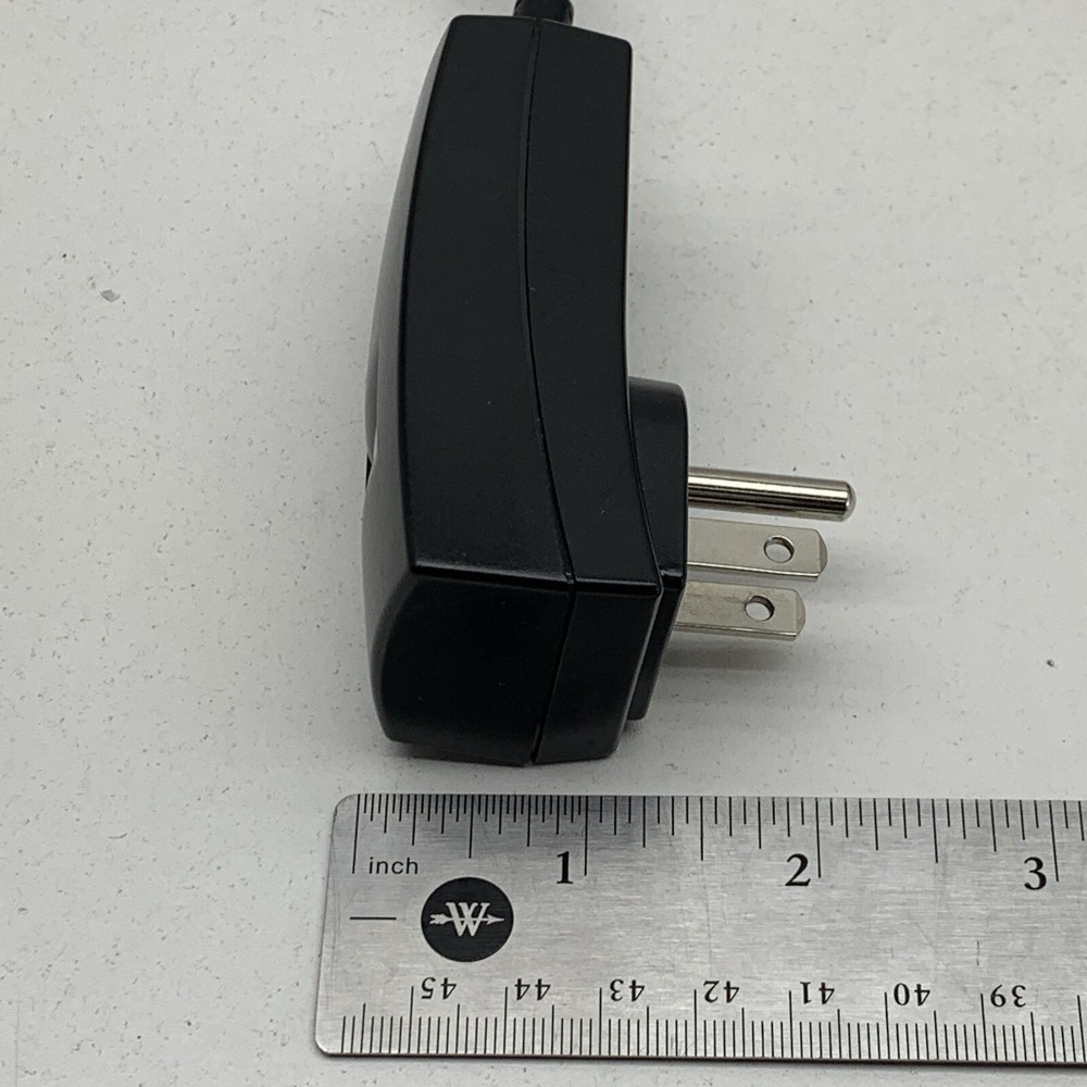 Lightech LED 10CC 350 PLU Plug-In Constant Current Driver 10W 350mA 2.3-28VDC