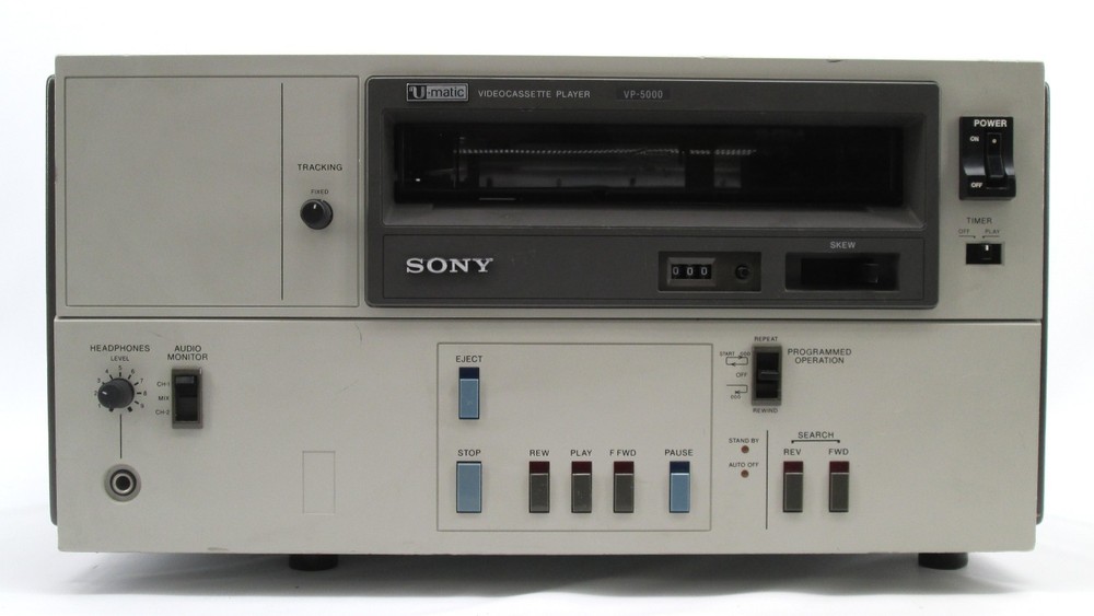 Sony VP-5000 3/4 inch U-Matic Video Cassette Player