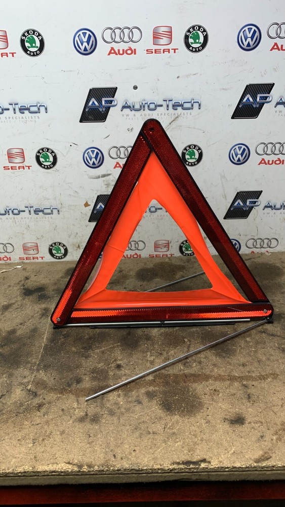 Warning Triangle - 7L0860251 - 2011 Audi S4 B8 Avant