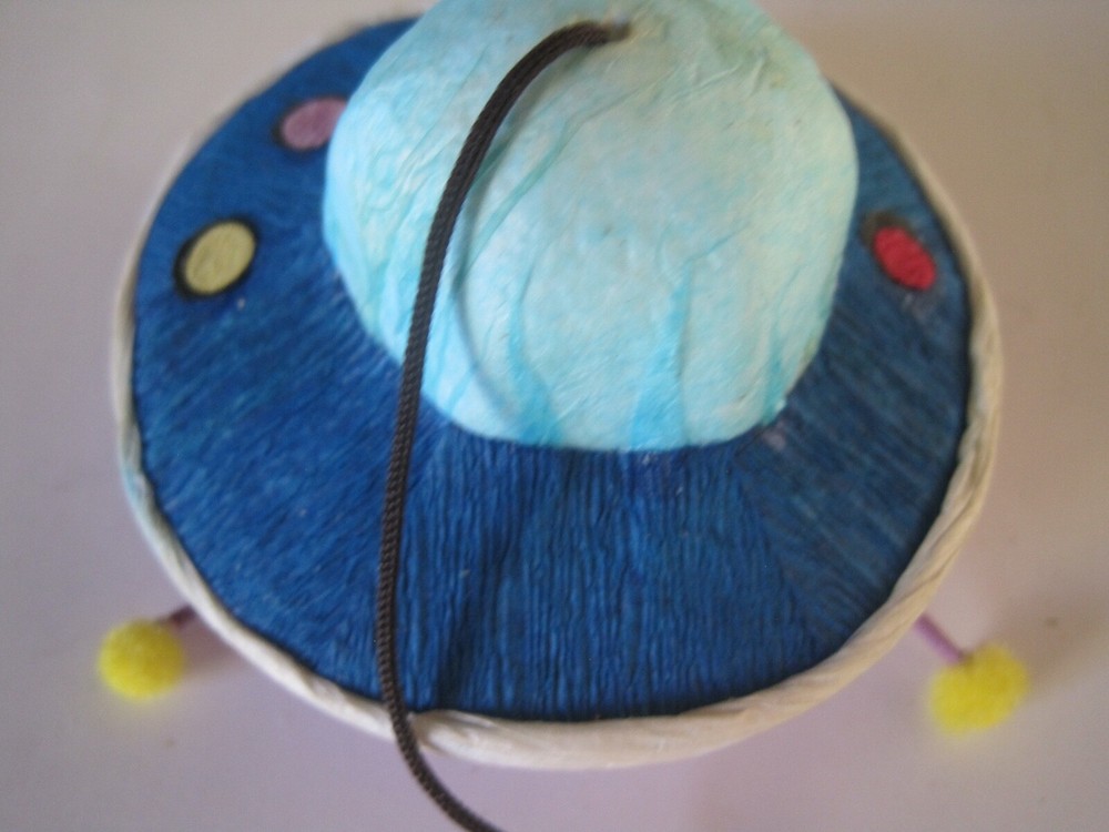 Spaceship UFO Ornament Paper
