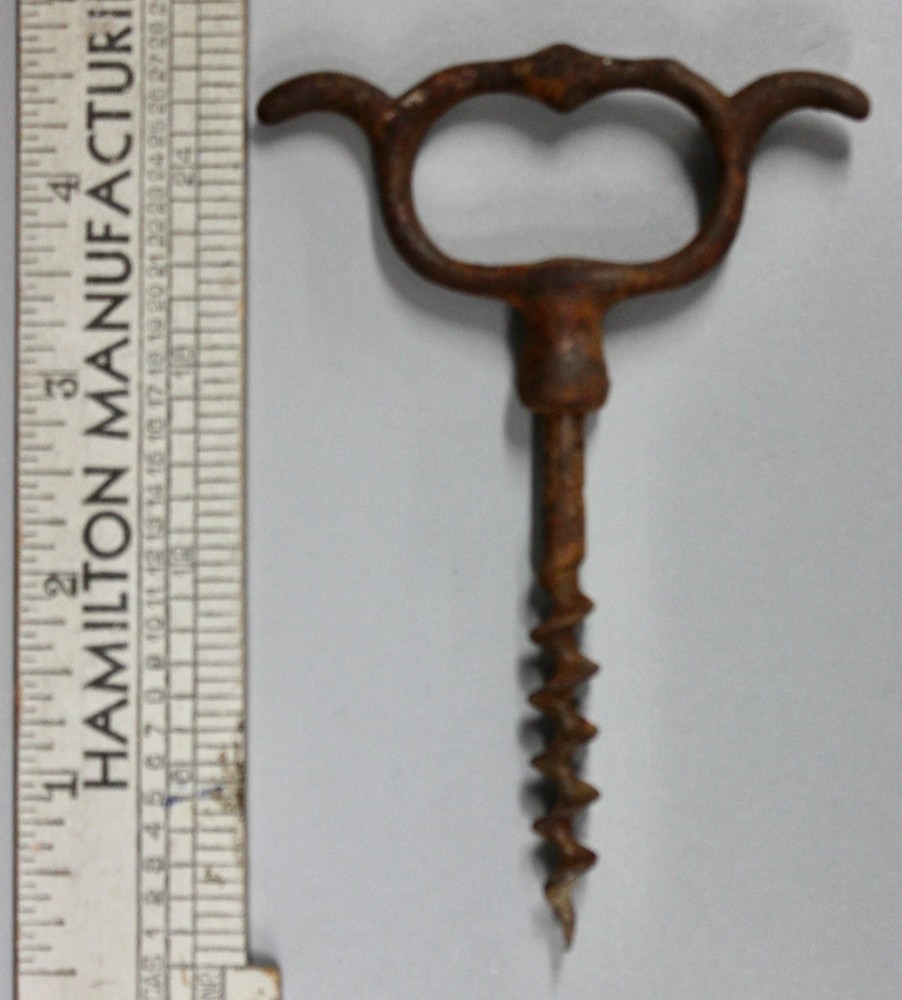 Original c1900 Iron Corkscrew Finger Pull