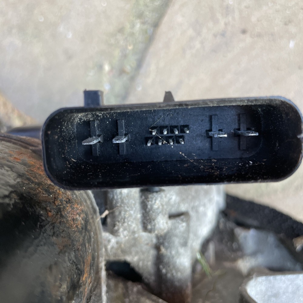 Transit Custom drivers ￼Side Windscreen Motor